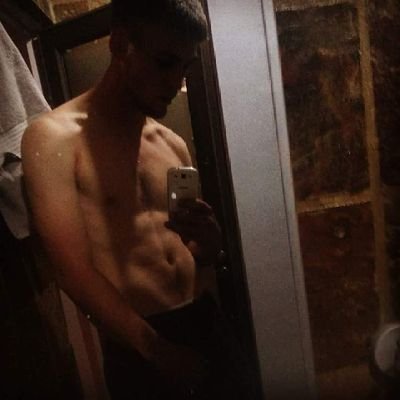 Here to explore and have some fun !!!
Naughty little bugger!!! 💯🔥