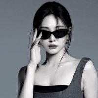 台 Eileen (@aezning) 's Twitter Profile