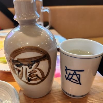 ひっそり卓球のことつぶやくかもです
無言フォロー失礼いたしますm(__)m
シェーク2年目のキモヨワオジサンです