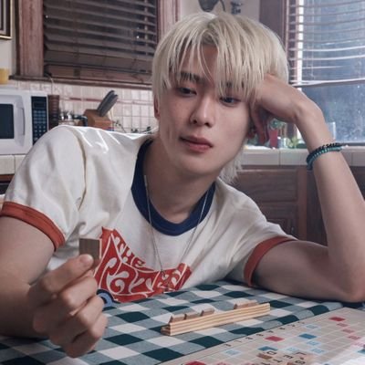 jarnilwhy_'s profile picture. 