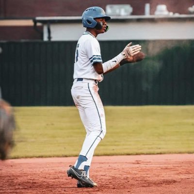 unathleticz's profile picture. | 6’3| 180|🏈/⚾️ Ath’25 NSHS | 731📍| email:zcoman15423@gmail.com phone:7316943881 NCAA ID# 2505599354