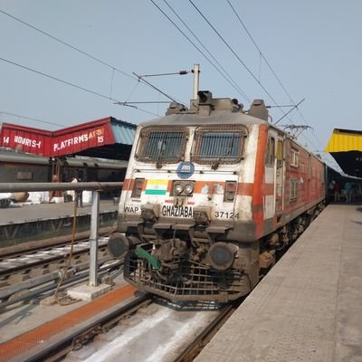 TusharA07839659's profile picture. RAILFAN OF NOQ
Railfan from Alipurduar division of NFR,
AVIATION ENTHUSIAST
Insta- @railfanofnoq , youtube @railfanofnoq
Likes &RTs are not endorsements