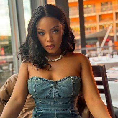 Love making new friends 💕
Ambitious woman