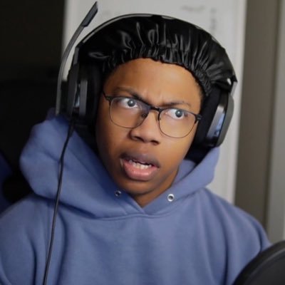 I Play Games and Joke Around TikTok: 730k 🪦+ IG: 139k+ YT: 29k+ https://t.co/9ps72k63DZ ⬇️⬇️⬇️