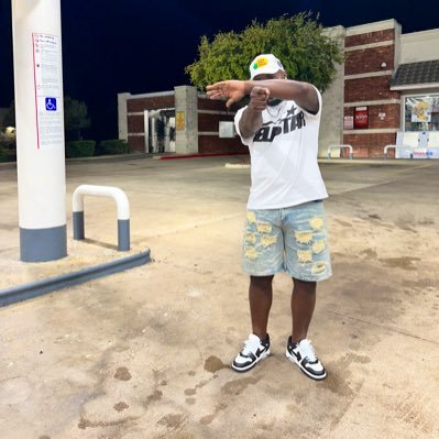 Texas College Alumnus|CEO of Millionaire Avenue|BWF| Dm for serious inquiries and bookings #LLA #LLT