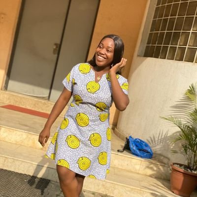 Baby fashion designer 👗||Capricorn||Catholic ⛪||Medical student😌||proudly Yoruba
