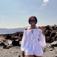Sandra (@justndego) 's Twitter Profile