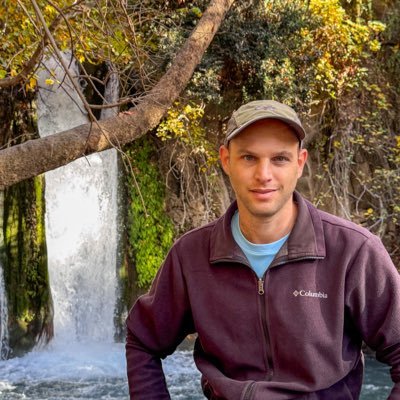 🏞️יוצר תוכן ובלוגר טיולים. מדריך טיולים מדי פעם. מעיינות, מסלולים ונקודות עניין נסתרים. מצלם ב360 🏀מאמן ומנהל בית