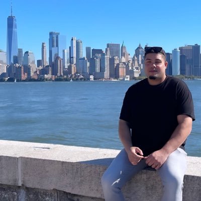 Futures King. Gambling Icon. Pro Trader/Gambler Since 2015. Trading from a undisclosed beach. 🌎📈 Topstep and FTMO funded. @swissforexhub @innercircletip