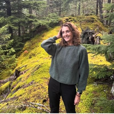 Alexmarry225478's profile picture. 