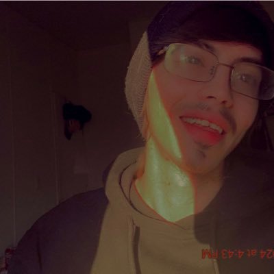 MikeyJr_18's profile picture. 