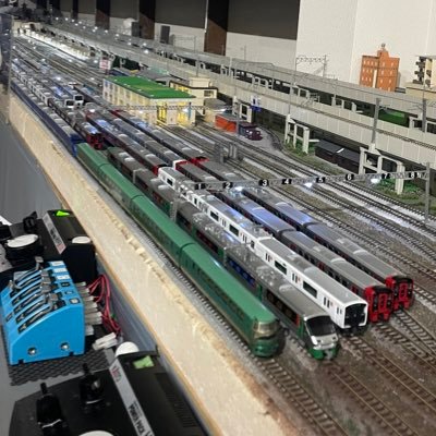 kingofkyushu's profile picture. 日本の端から端までの模型を集める予定の人 💪 尚、当人はそこまで鉄道詳しくありません (特に私鉄) 🙇‍♂️ローカル線のように伸び伸びとやります 青い鳥を育てている為、引用は見れません🙇‍♂️ 天安門事件