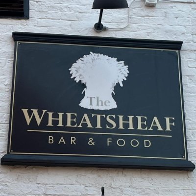 Welcome to the Wheatsheaf, a traditional village pub in the heart of Cropwell Bishop village in Nottinghamshire. A warm & friendly welcome is guaranteed