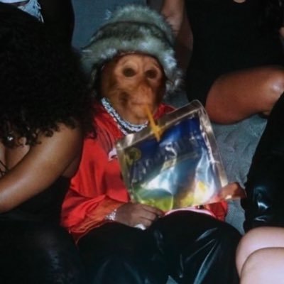 hunnitbands__'s profile picture. 24, BBC. dms open