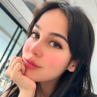 hammed_yus20639's profile picture. Behind every bad bitch is a sweet girl who got tired of everyone’s bullshit.💋