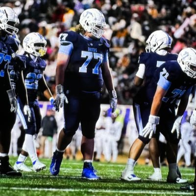 South Florence High School.C/O 26 Right tackle #77🏈 6’6 310 843-453-2558 ecash915@gmail.com (State Champion)