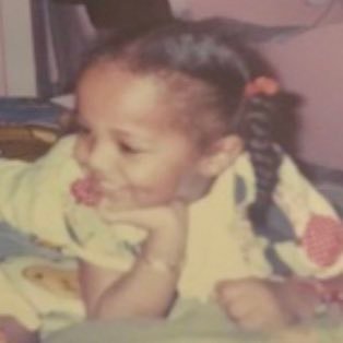 JouryyF's profile picture. Software Engineering Student @UOfjeddah | #CCSE23 | UI/UX Enthusiast