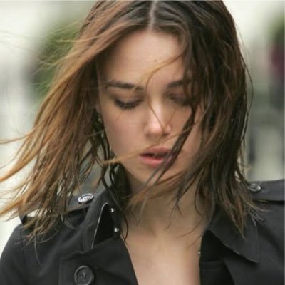 serapj_m's profile picture. 