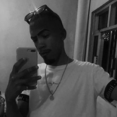Um menino que é poderoso não fala que é poderoso. Ele simplesmente vive seu poder! 👑