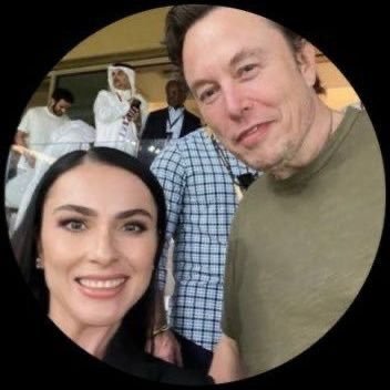mother of 2 , #Teamhumanity , Supporting @elonmusk visions and aspirations for humanity . Social media manager for Elon musk