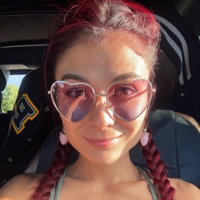 18+ ONLY!!! DM for FREE creator collabs!! Females only! Join me LIVE at https://t.co/68ht2mKx82