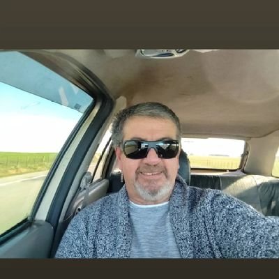 Año nuevo, anhelos nuevos
MPP ❤️💙🤍
Carbonero 💛🖤💛
A buenas si a malas ni pá tomar carrera
Amigo de algún trolls 👹
*Qué la suerte te acompañe*🤷♂️