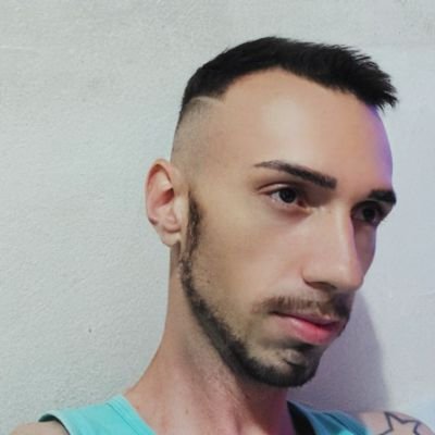 Único perfil/ Comentários Realitys / Novelas/ Filmes e séries #Bl #BoysLove / Enfermeiro / #LGBTQIA / E muito mais.