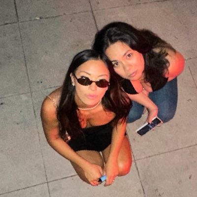 tat_ashton's profile picture. life sucks get a helmet