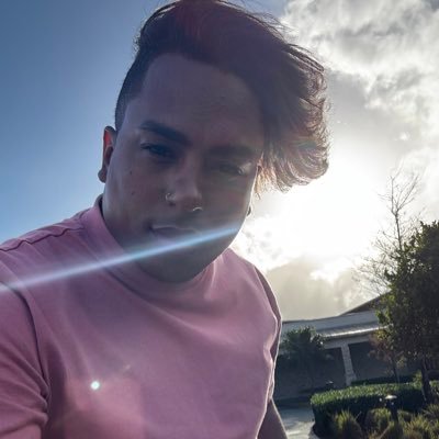 cada cual es perfecto ante los ojos de Dios, no pierdas el tiempo tratando de cumplir expectativas, solo vive y deja vivir!