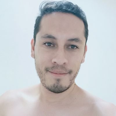 soy alegre dedicado en lo que megusta odontologo de profesion
