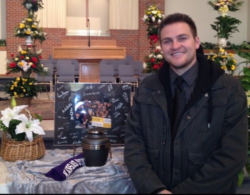 teejay_ugolini's profile picture. 