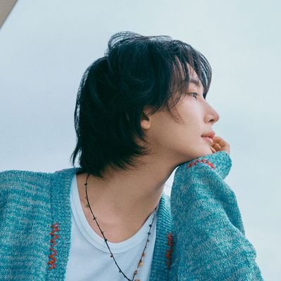 Roleplayer/95L ㅡ Yoon Jeonghan is a lead vocalist of the South Korean idol group SEVENTEEN under Pledis Entertainment. Part of vocal unit. Joshuji ♡