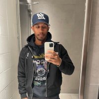 ronnie b (@_ronaldbjr) 's Twitter Profile