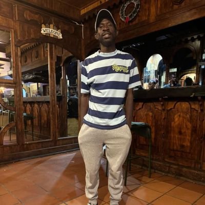 I'm Nhlanhla Nkosi but many people know me as Newlexim I'm a deep house music producer from Johannesburg South