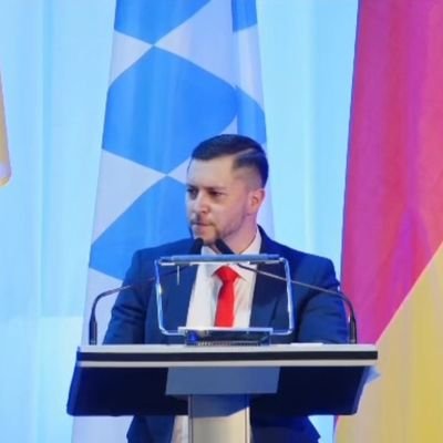 Chrisvonklunker's profile picture. 👨‍💼Vorsitzender @AfD_MSP
🪙AfD-Bezirksschatzmeister Unterfranken