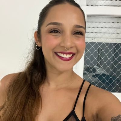 Que sei eu do que serei, eu que não sei o que sou? Ser o que penso? Mas penso ser tanta coisa!