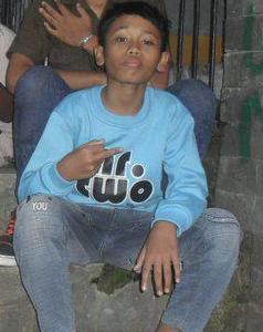 Gua Itu anaknya apa adanya, Ngga neko-Neko Dan Ngga Macem-Macem, Asik, Royal, Mau Kenal Followme, follback? just mention ☺