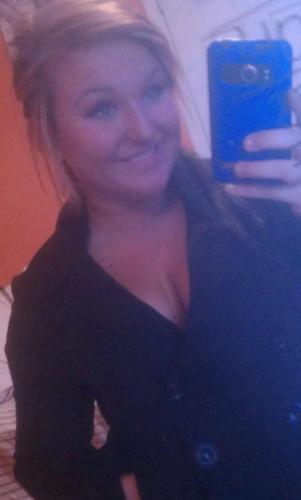 NajlaKeserovic's profile picture. I'm najla, 17, Bosnian. #TeamTatted #TeamCrossCountry #Soccer #GymRat #TeamHUUUGGEEass.