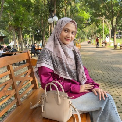 a woman who wants to be better