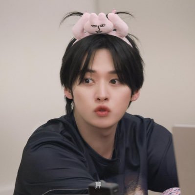 • 🧭🐰 • 🐱🍊 • 🐧🍑 • 🖤🥀 • #fapyp_rv 👜🐇 #LEEKNOWisGUCCI #LEEKNOWxGUCCI #LeeKnowGucciGlobalAmbassador #GucciThroughLeeKnow ✨