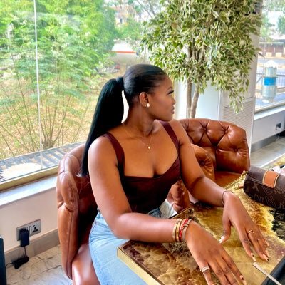 Researcher,Loves a great sense of humour,A lover of romance 🥰 Pisces Igbo Babe... 😍😍 iG:@ nwa_amakah