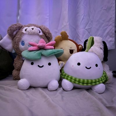 LLori496's profile picture. Your Friendly Neighborhood Aspiring Writer (DJP) 🌱