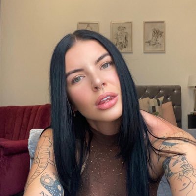 car4624's profile picture. Fun boring candy crush freak🤭🥰