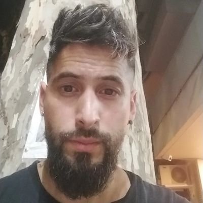 roodri87's profile picture. siguir a Jesús no es porque sea perfecto, es porque el ama sin condicion, aunque yo no lo sea.
posiblemente en tweeter solo hablé de Boca.