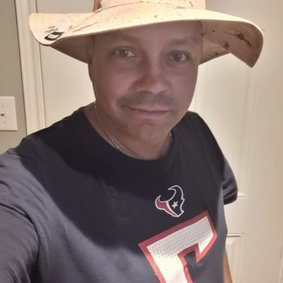 BigD4Defense's profile picture. Network & Systems Engineer |
Houston Texans, Spurs, Rangers, Longhorns, Cowboys, & Miners follower