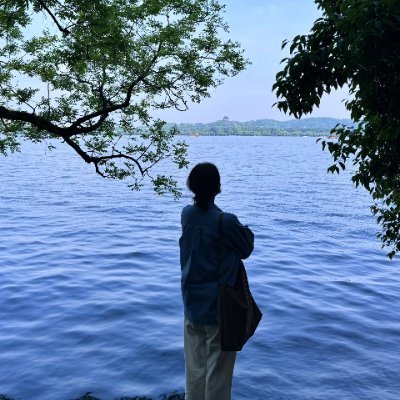 Anna_chen0829's profile picture. No matter how life goes, there is always a ray of sunshine that belongs to you. Use your footsteps to turn the world into a landscape✨✨