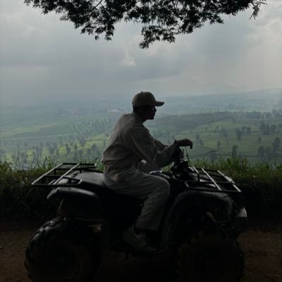 yourexcboi's profile picture. unavailable bcs of him @akamybo