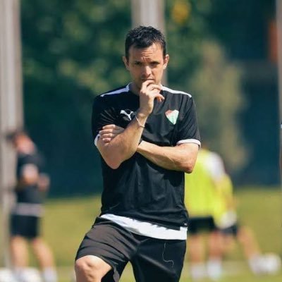 bursasporlu's profile picture. 