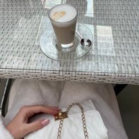 Lara (@laralaricee) 's Twitter Profile