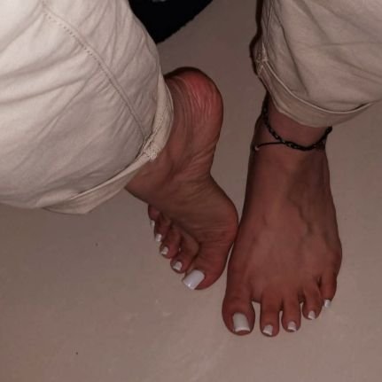 🇮🇳👩🏽Female | 👣Size 7 (UK) | No DMs 🚫 | All enquiries - rjs_feet@outlook.com